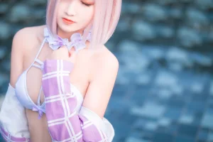 三度_69《玛修泳装》主题写真：41张全套美图