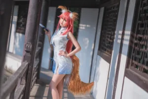 三度_69《旗袍玉藻前》主题写真：41张全套美图
