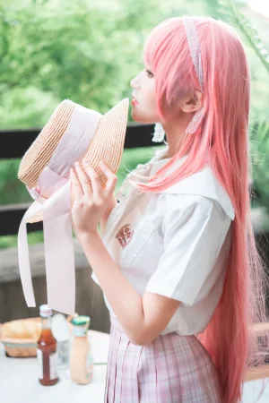 三度_69《双面恋人》主题写真：36张全套美图，含1个视频
