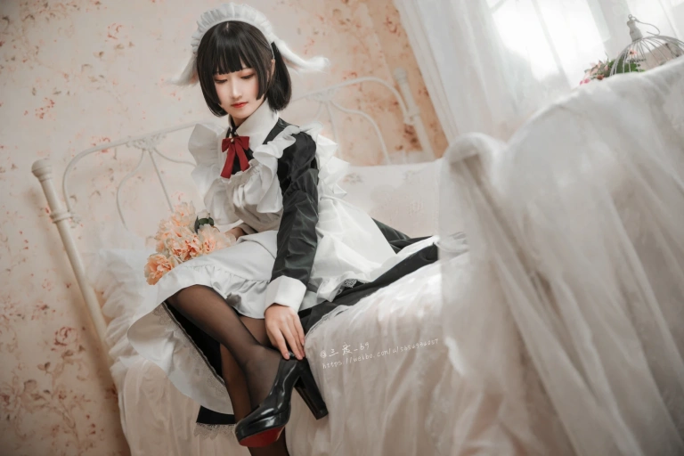 三度_69《兔耳女仆》主题写真：36张全套美图