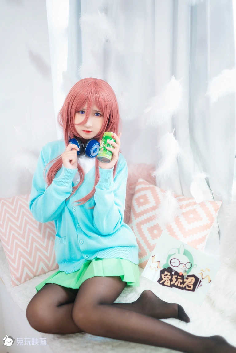 三度_69《兔玩映画 中野三玖》主题写真：40张全套美图