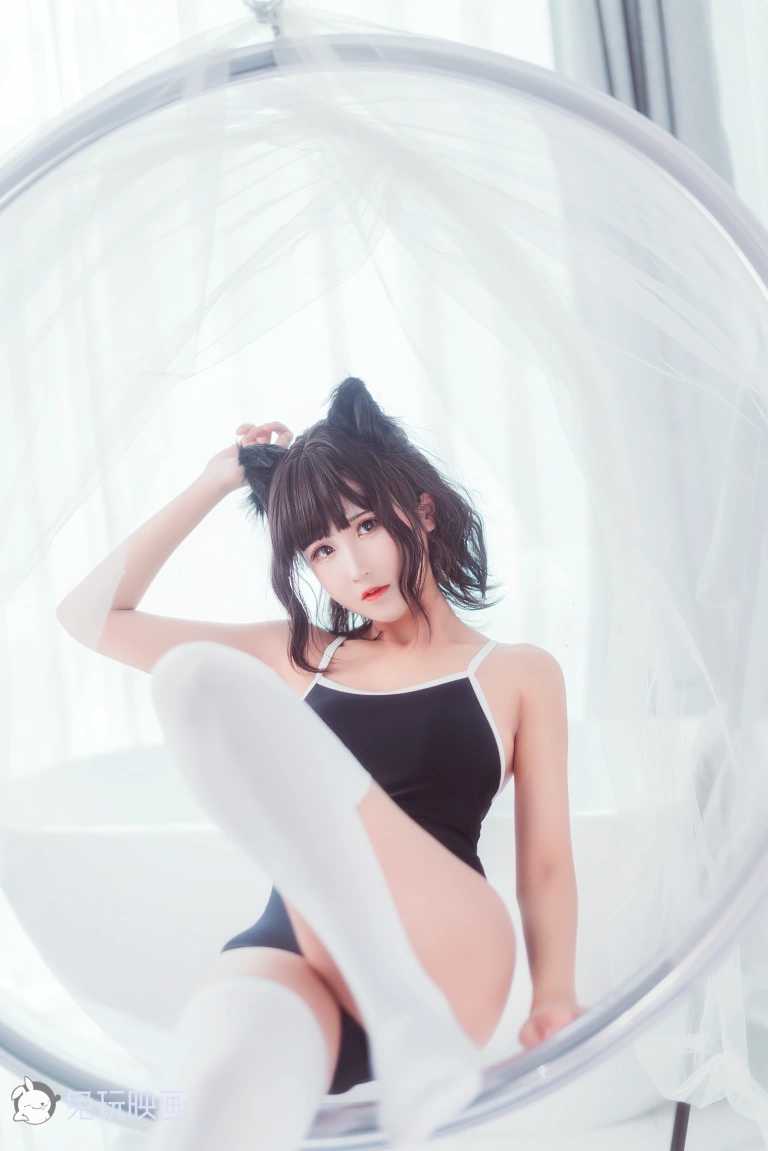 三度_69《兔玩映画 夏日泳装 白丝喵》主题写真：42张全套美图
