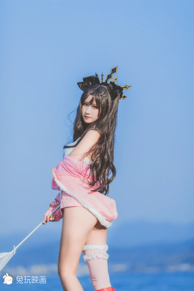 三度_69《兔玩映画 泳装凛》主题写真：42张全套美图