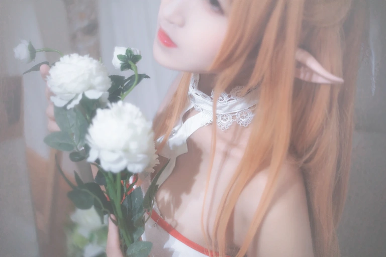 三度_69《亚斯娜》主题写真：40张全套美图