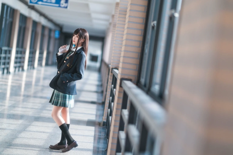 三度_69《森林来信JK》主题写真：15张全套美图