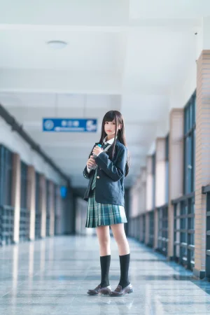 三度_69《森林来信JK》主题写真：15张全套美图