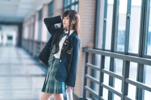 三度_69《森林来信JK》主题写真：15张全套美图