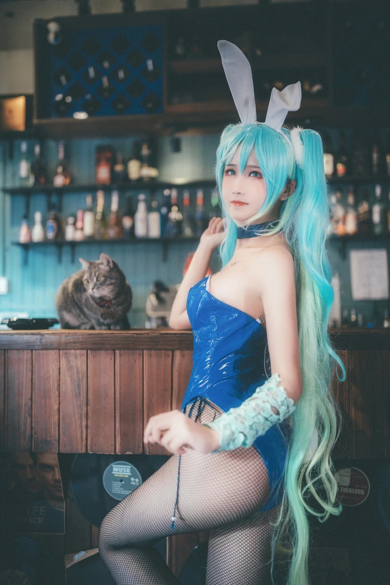 三度_69《琴女兔女郎》主题写真：41张全套美图