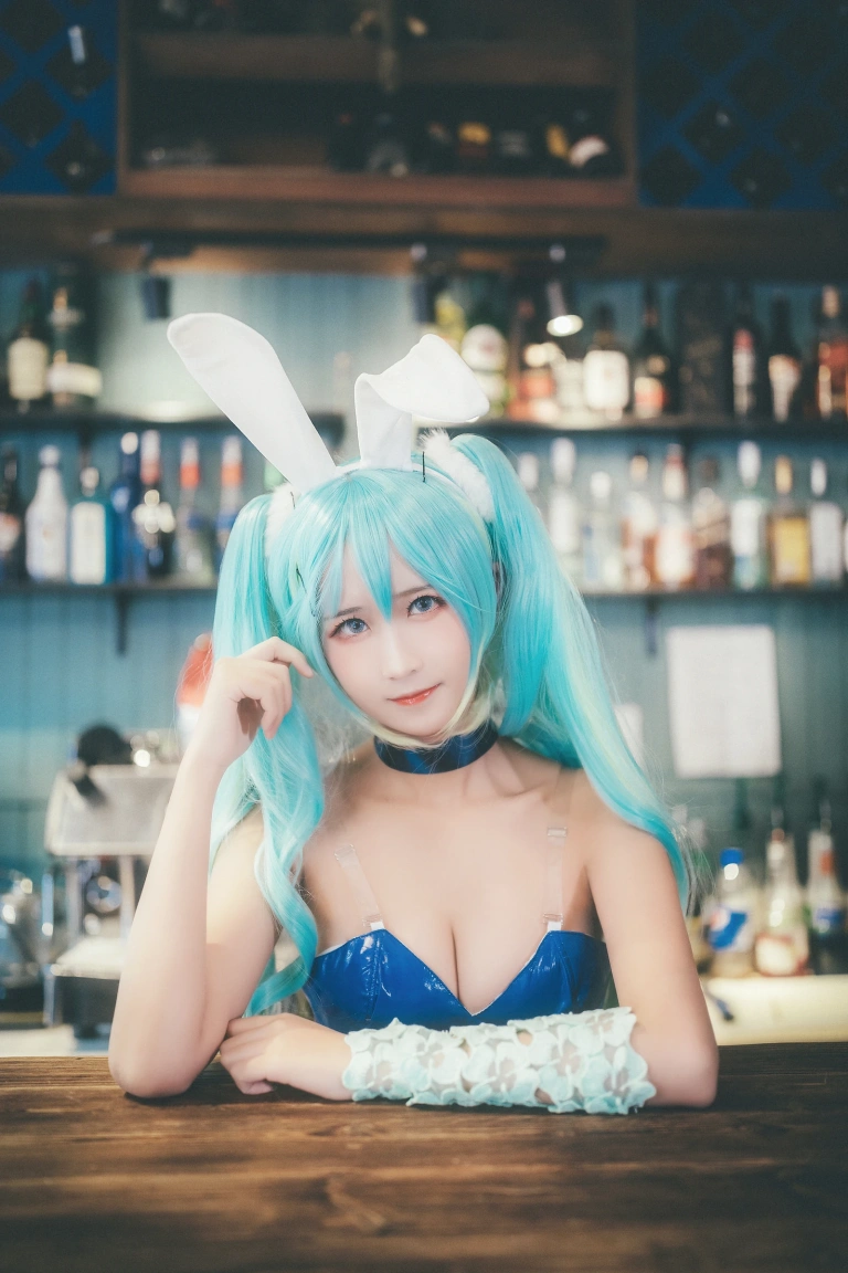 三度_69《琴女兔女郎》主题写真：41张全套美图