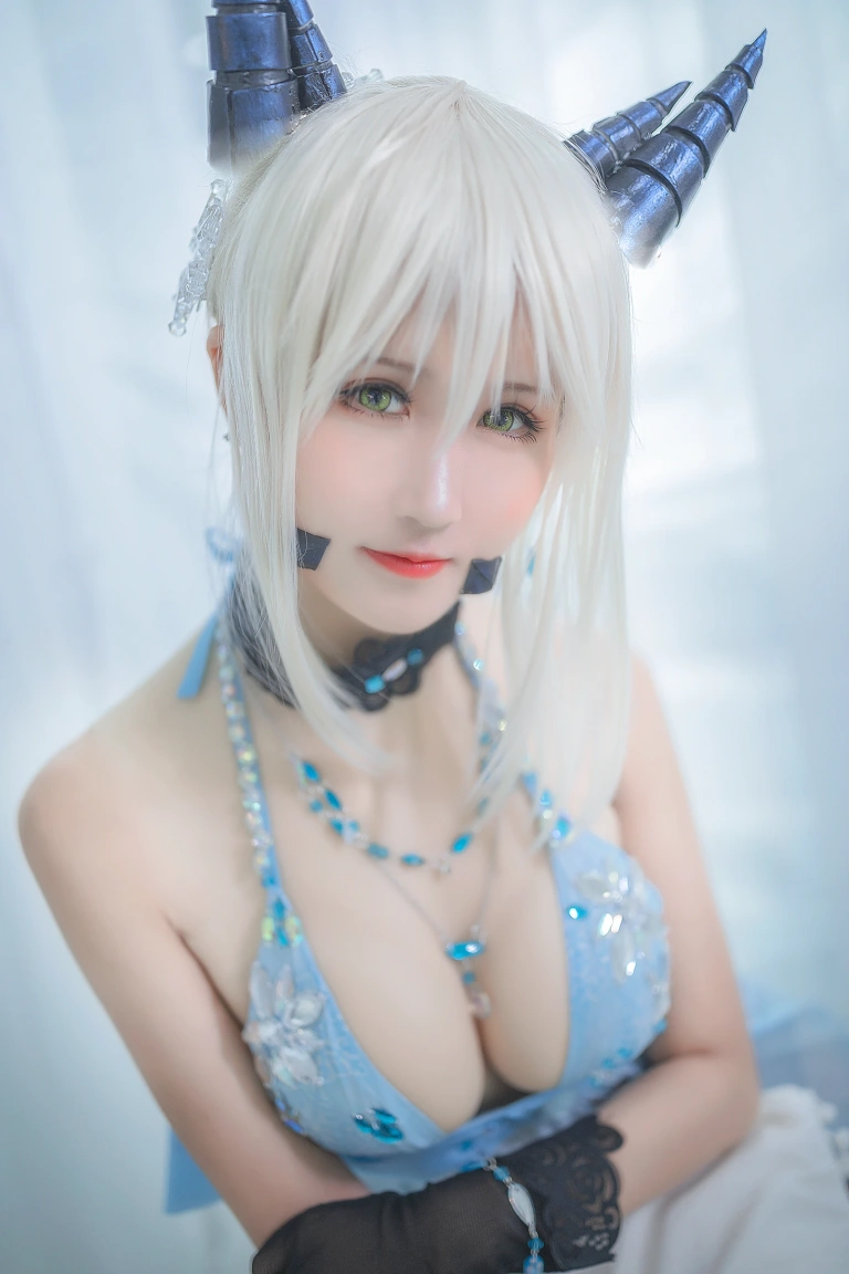 三度_69《黑枪呆》主题写真：50张全套美图