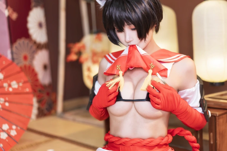 三度_69《椿》主题写真：40张全套美图