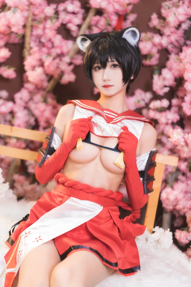 三度_69《椿》主题写真：40张全套美图