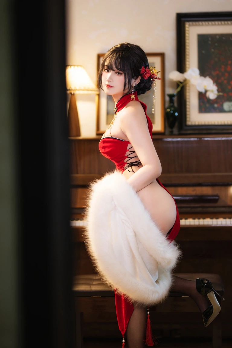 三度_69《红丝绒旗袍》主题写真：75张全套美图，含3个视频