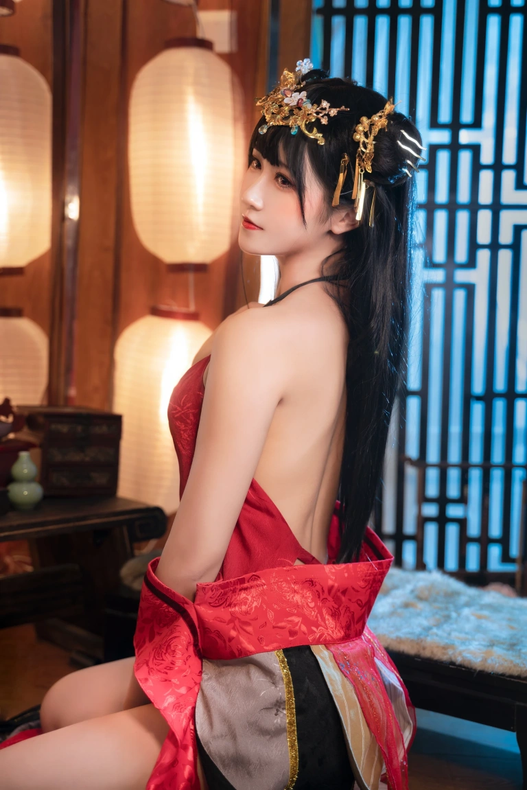 三度_69《2025新年自拍套装》主题写真：62张全套美图