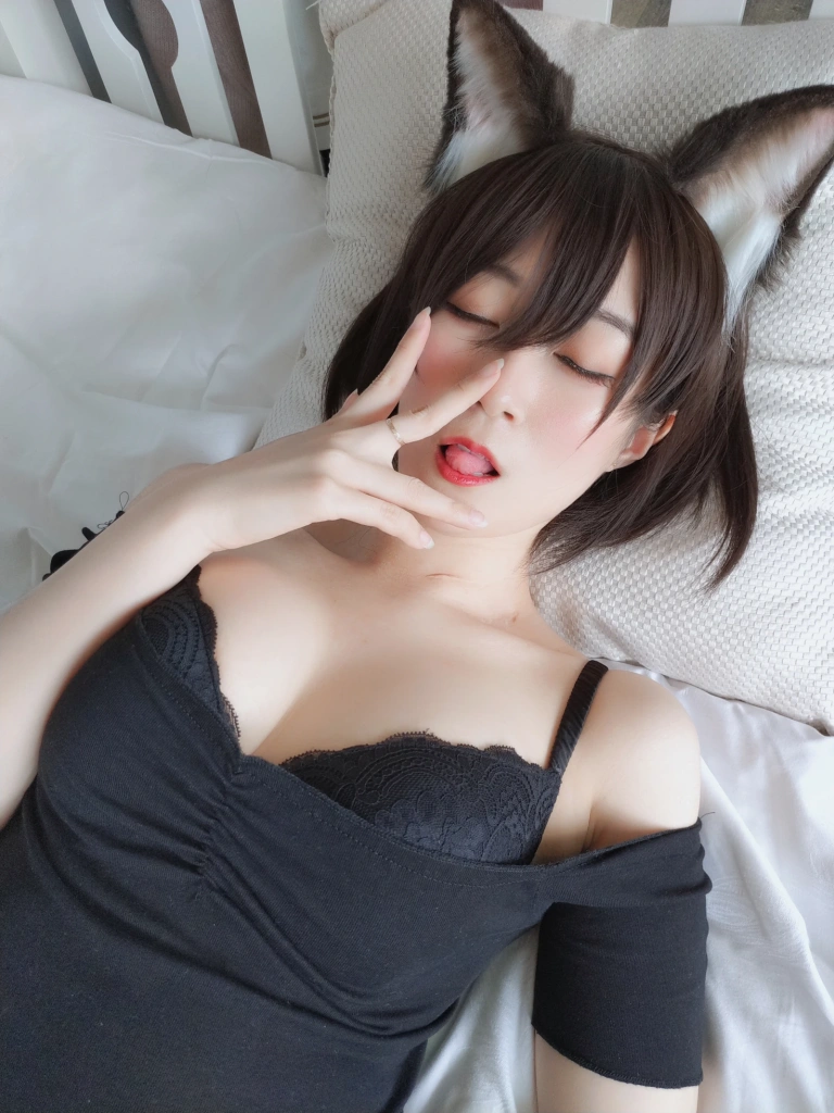 白银81《布偶猫》主题写真：46张全套美图，含8个视频