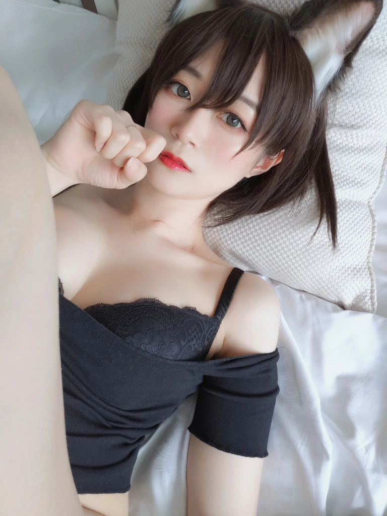 白银81《布偶猫》主题写真：46张全套美图，含8个视频