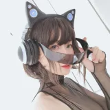 白银81《电子喵》主题写真：50张全套美图，含3个视频