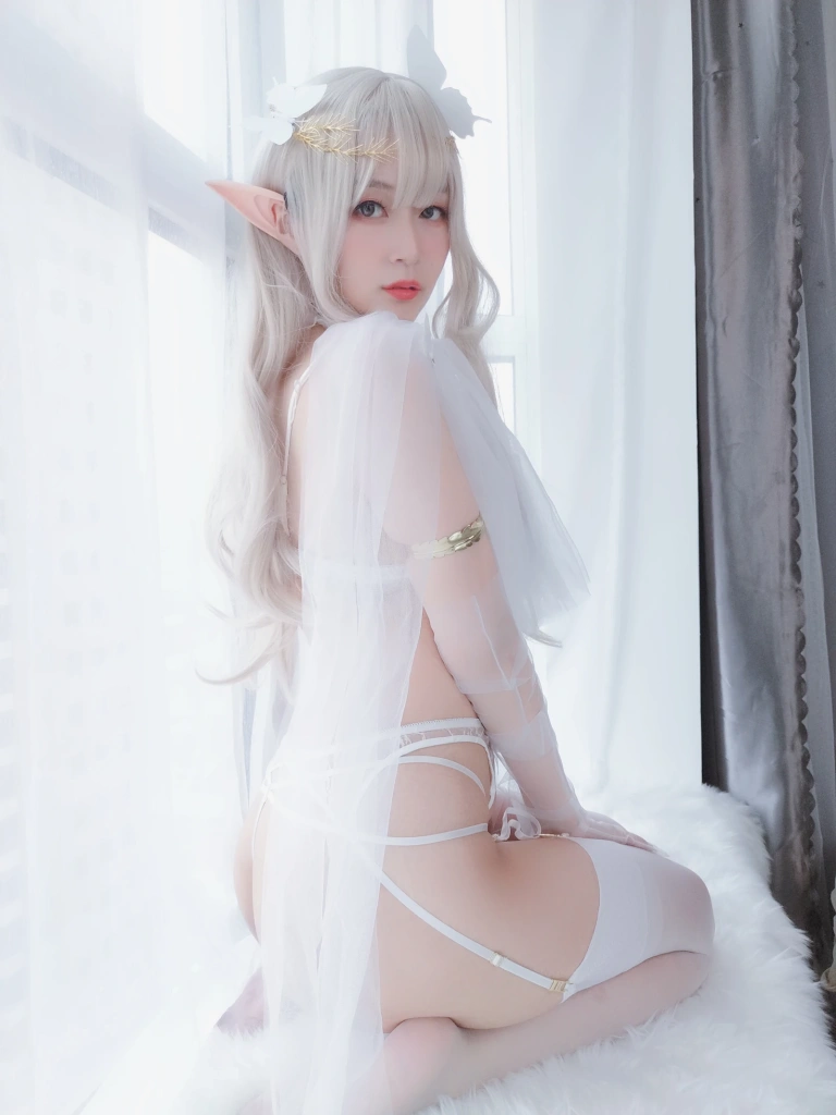 白银81《纯白精灵》主题写真：45张全套美图
