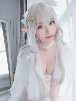 白银81《纯白精灵》主题写真：45张全套美图