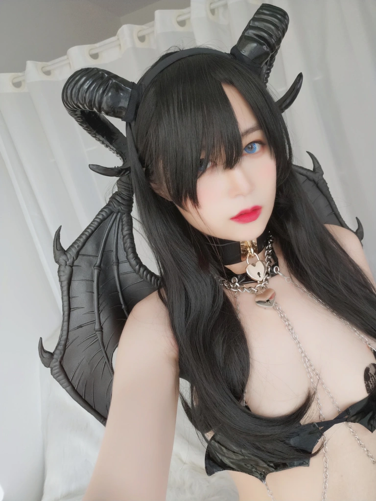 白银81《朵拉轰龙少女》主题写真：51张全套美图