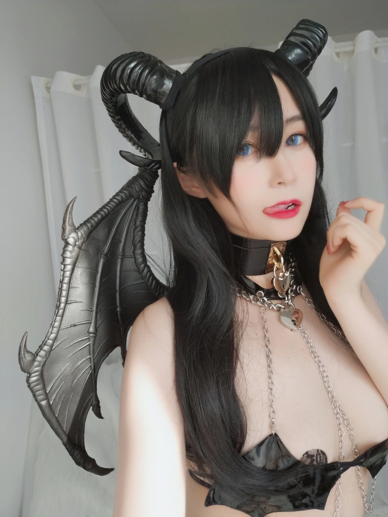 白银81《朵拉轰龙少女》主题写真：51张全套美图