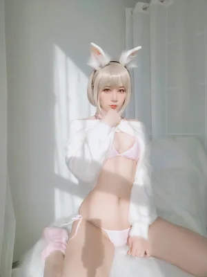 白银81《小白兔》主题写真：105张全套美图，含2个视频