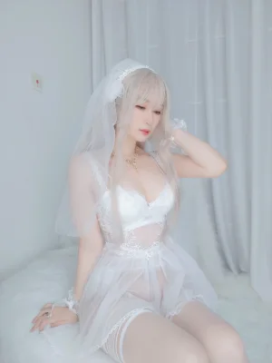 白银81《纯白花嫁》主题写真：161张全套美图，含6个视频