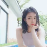 白银81《白色竞泳》主题写真：83张全套美图，含2个视频