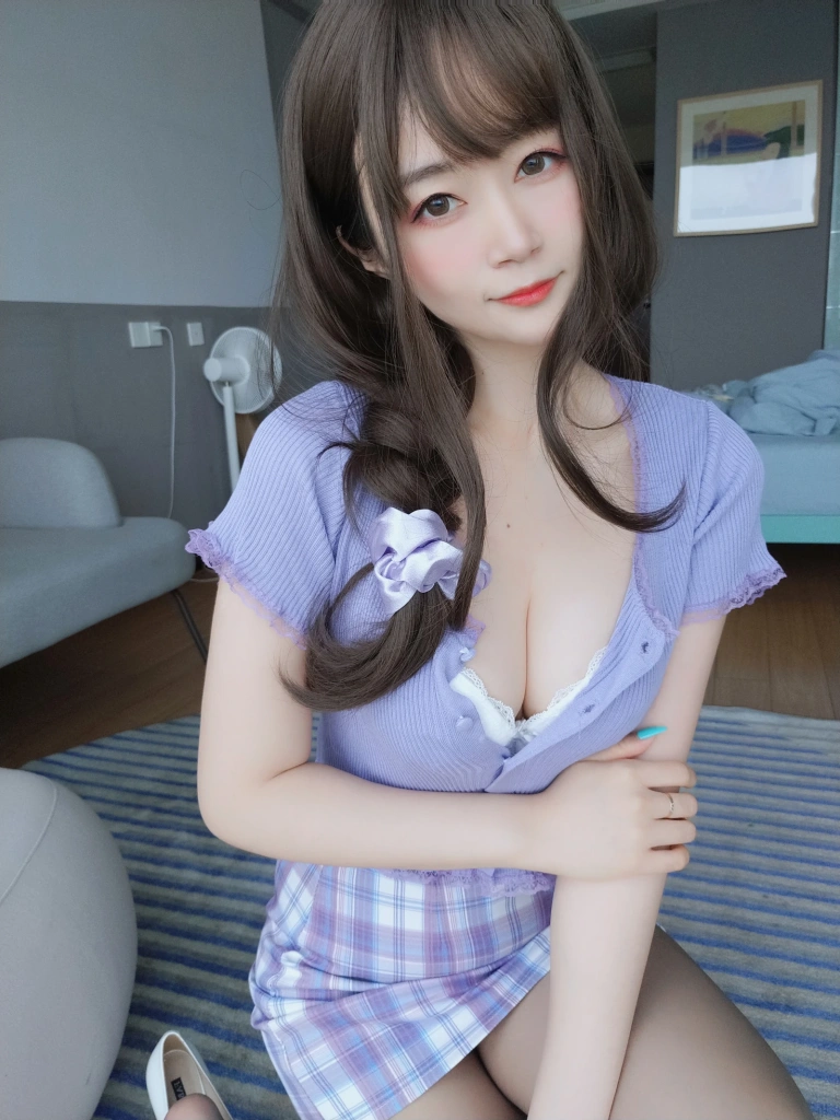 白银81《香芋味》主题写真：112张全套美图，含4个视频