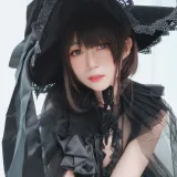 白银81《自撮り Vol.44 见习魔女》主题写真：126张全套美图，含6个视频