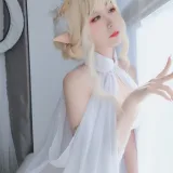 白银81《自撮り Vol.45 小白羊》主题写真：141张全套美图，含8个视频