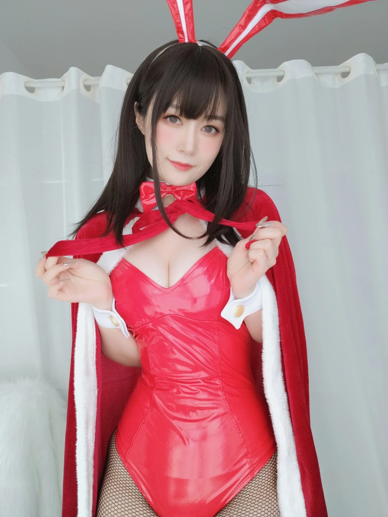 白银81《自撮り Vol.50 圣诞兔女郎》主题写真：97张全套美图，含6个视频