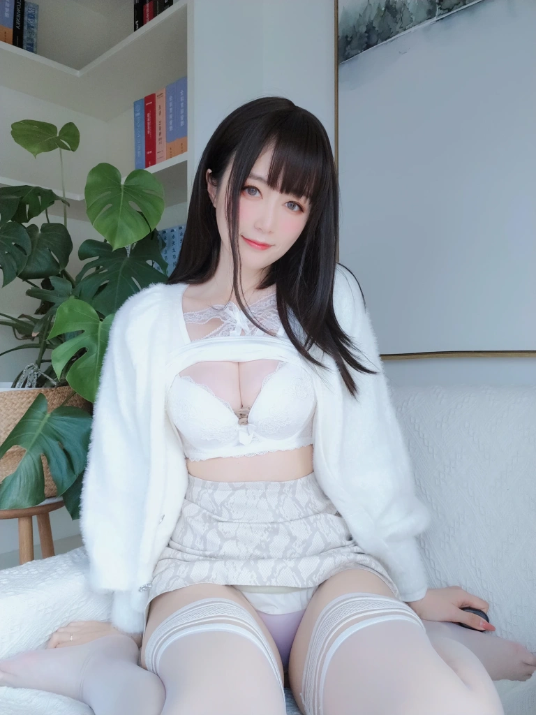 白银81《自撮り Vol.47（動画入り）》主题写真：121张全套美图，含3个视频