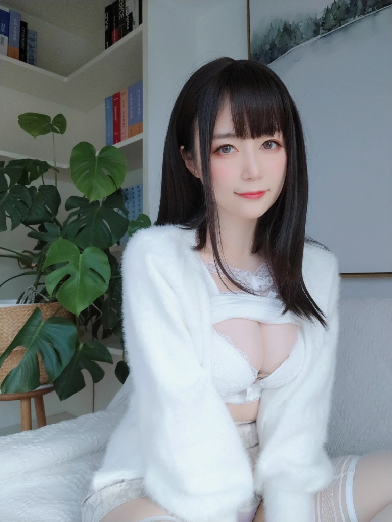 白银81《自撮り Vol.47（動画入り）》主题写真：121张全套美图，含3个视频