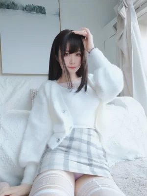 白银81《自撮り Vol.47（動画入り）》主题写真：121张全套美图，含3个视频
