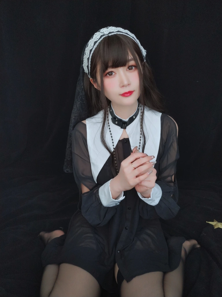 白银81《蕾丝修女》主题写真：86张全套美图，含7个视频