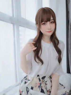 白银81《自撮り vol.58 肉丝》主题写真：124张全套美图，含2个视频