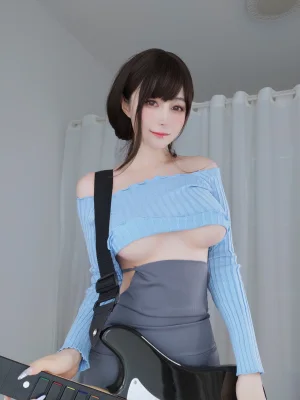 白银81《自撮りVol.59 吉他妹妹》主题写真：165张全套美图