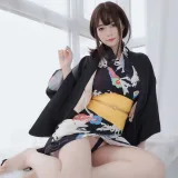 白银81《和服下的秘密》主题写真：64张全套美图，含2个视频