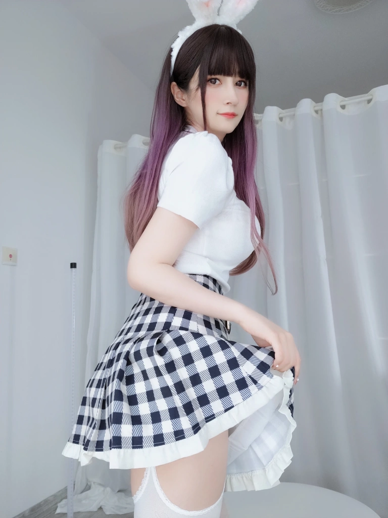 白银81《自撮り Vol.60（動画入り）可爱兔子》主题写真：169张全套美图，含7个视频