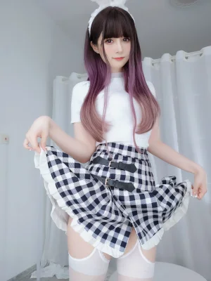 白银81《自撮り Vol.60（動画入り）可爱兔子》主题写真：169张全套美图，含7个视频