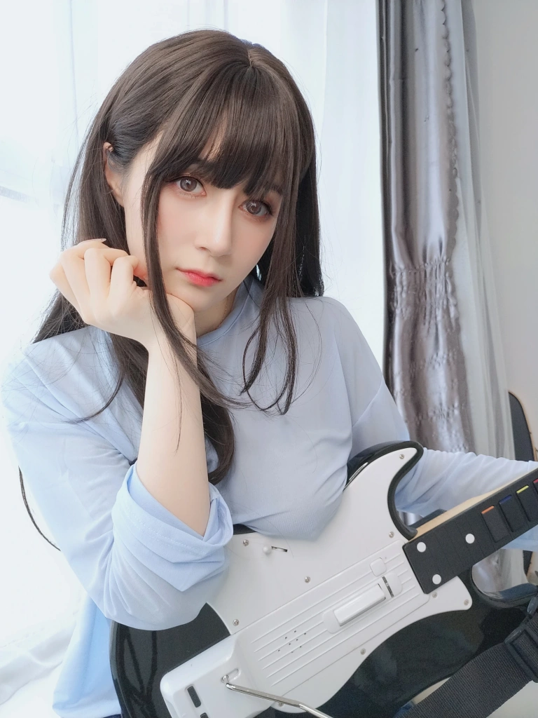 白银81《2021.12月会员合集（全11期）》主题写真：259张全套美图，含8个视频