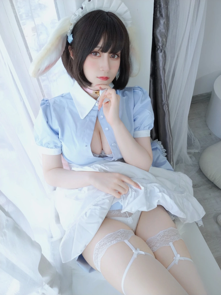 白银81《兔耳女仆》主题写真：111张全套美图，含3个视频
