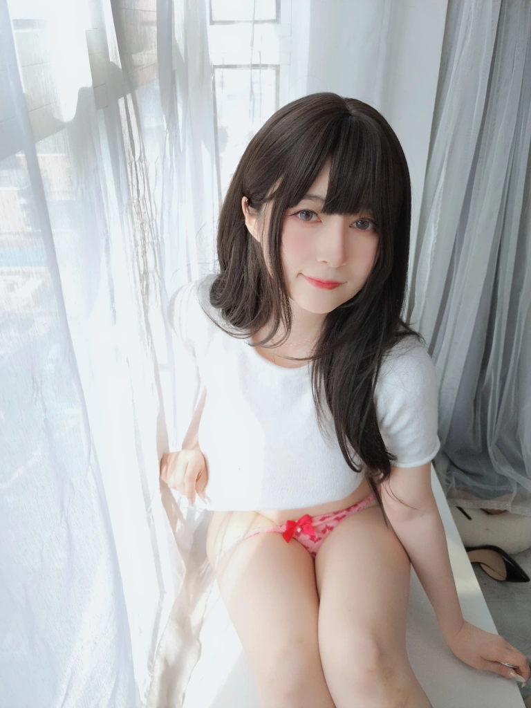 白银81《Fantia 2022年10月会员合集（25期）》主题写真：317张全套美图，含4个视频