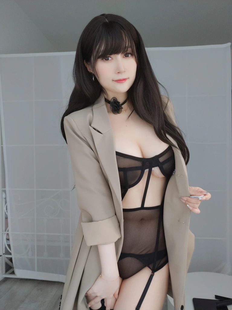 白银81《Fantia 2023年03月会员合集（24期）》主题写真：285张全套美图，含5个视频