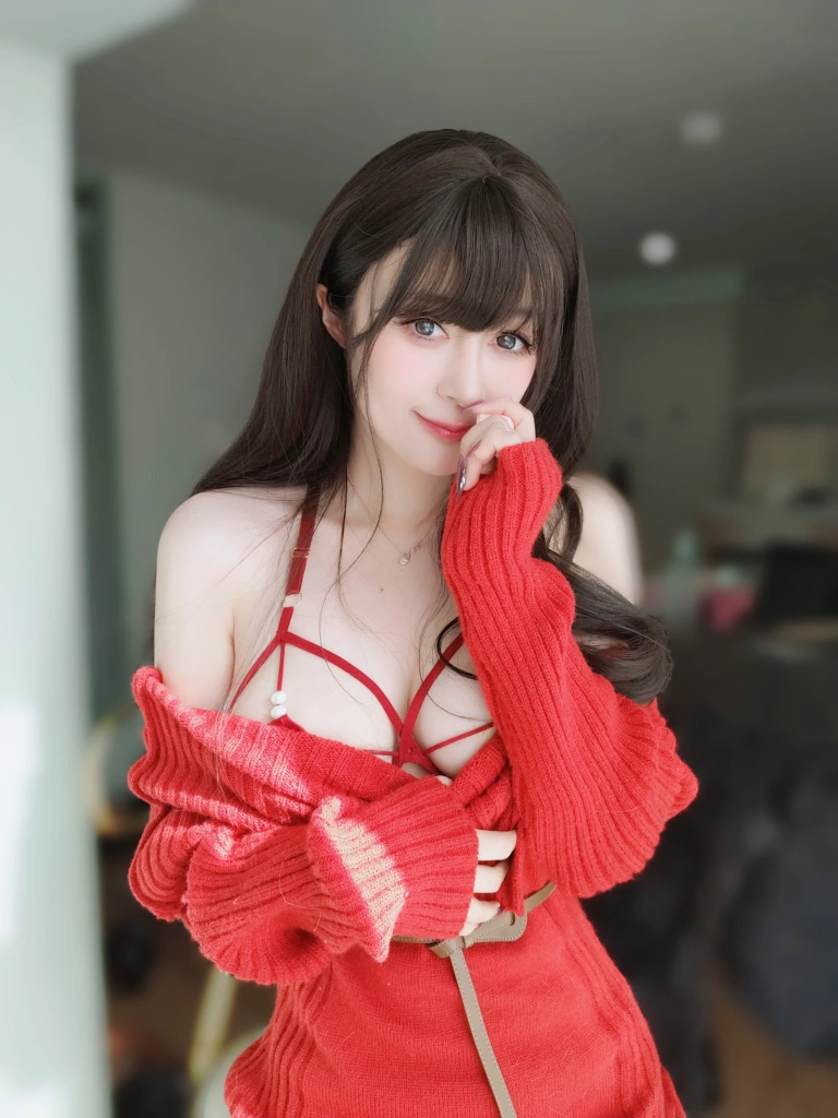 白银81《自撮り Vol.76（動画入り）》主题写真：126张全套美图，含2个视频