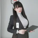 白银81《Fantia 2023年12月会员合集（23期）》主题写真：333张全套美图，含5个视频