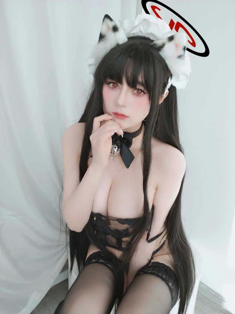 白银81《Fantia 2024年03月会员合集（27期）》主题写真：389张全套美图，含2个视频