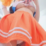 白银81《自摄Vol.94 啦啦队》主题写真：106张全套美图，含4个视频