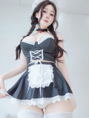 白银81《自摄Vol.97 白丝女仆》主题写真：77张全套美图，含5个视频